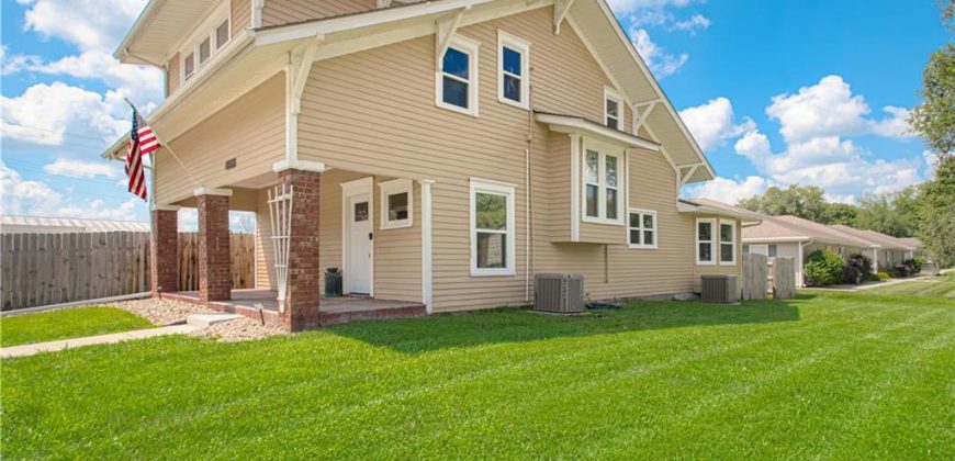 Homes for Sale in Kearney, MO 64060 | 206 N Jefferson Street