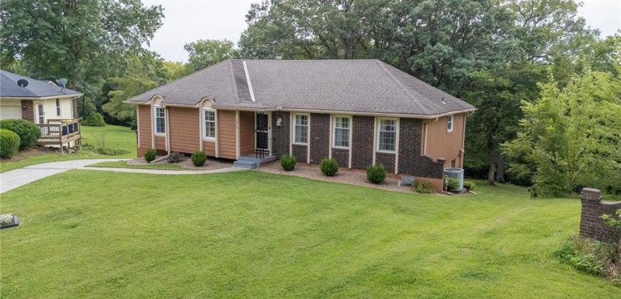 Homes for Sale in Excelsior Springs, MO 64024 | 1210 W Forest Lane