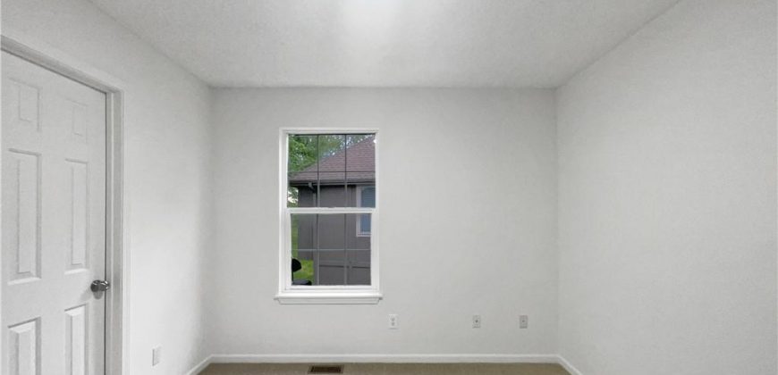 Homes for Sale in Kansas City, MO 64152 | 8226 NW 82nd Court
