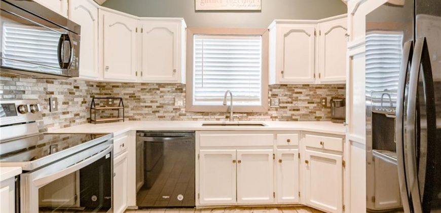 Homes for Sale in Kansas City, MO 64153 | 8423 N Winan Avenue