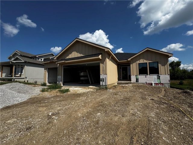 Homes for Sale in Kearney, MO 64060 | 13545 NE 114th Place