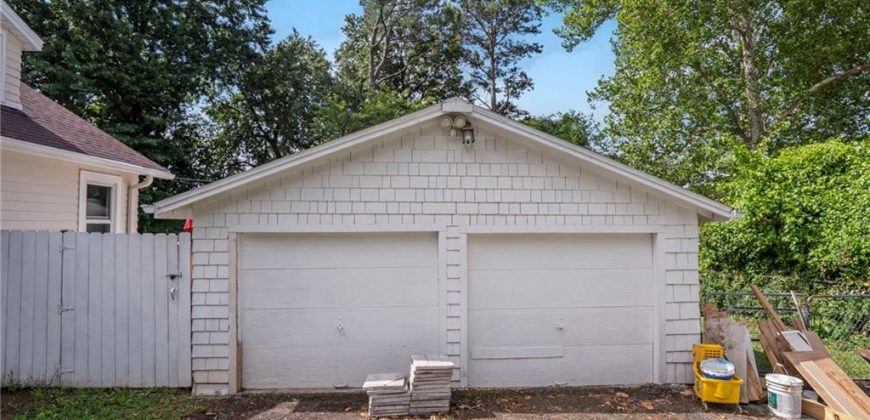Homes for Sale in Gladstone, MO 64119 | 3501 NE 57TH Street