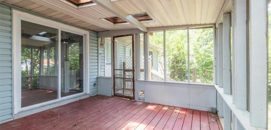 Homes for Sale in Gladstone, MO 64118 | 1700 NE 67th Street