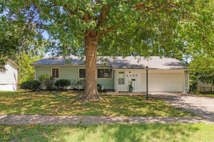 1700-NE-67th-Street-mls-2565293-image-1