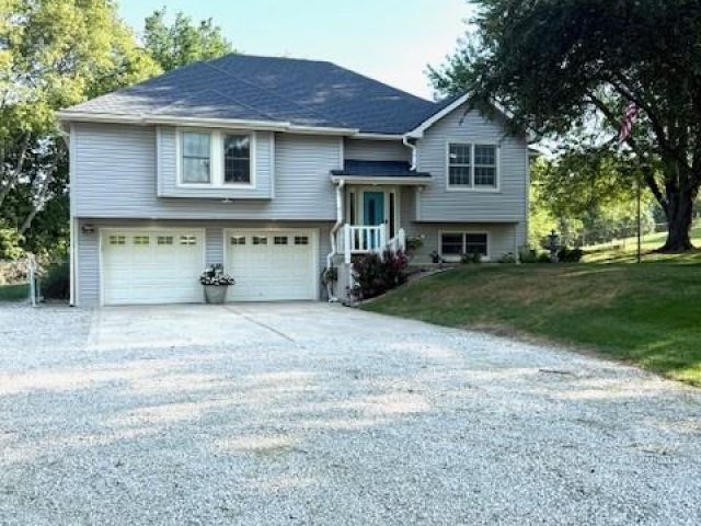 Homes for Sale in Kansas City, MO 64164 | 6620 NW 136th Street