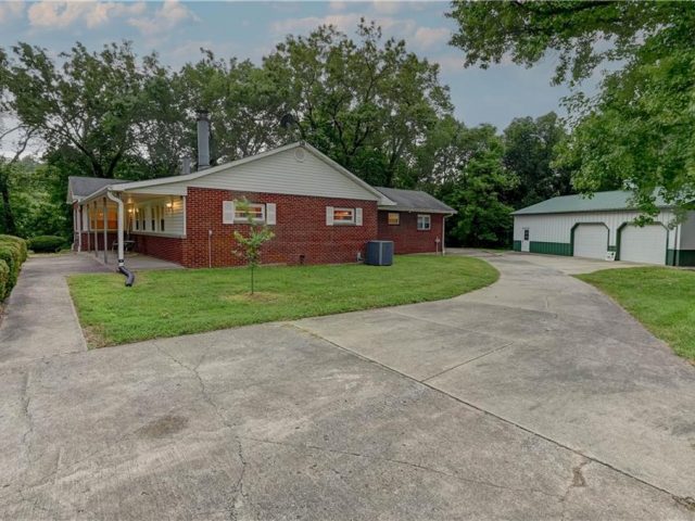 Homes for Sale in Platte City, MO 64079 | 12510 N Farley Road