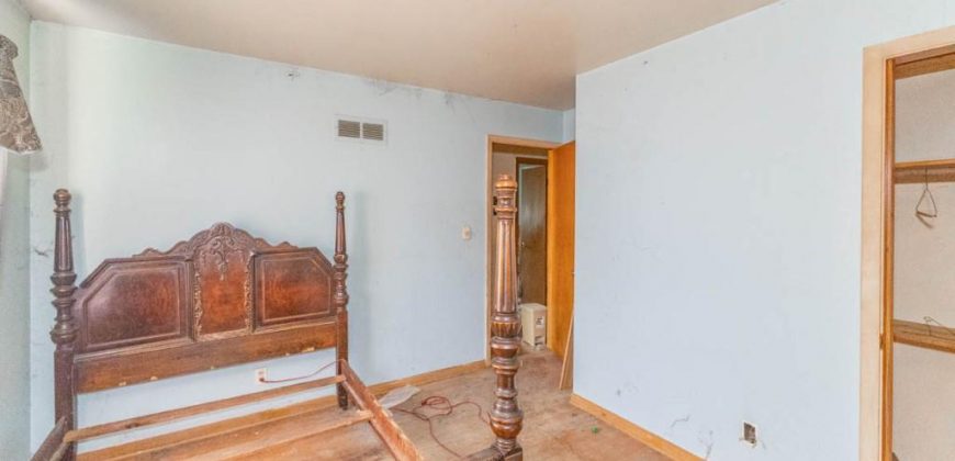 Homes for Sale in Kansas City, MO 64118 | 1801  51st Terrace
