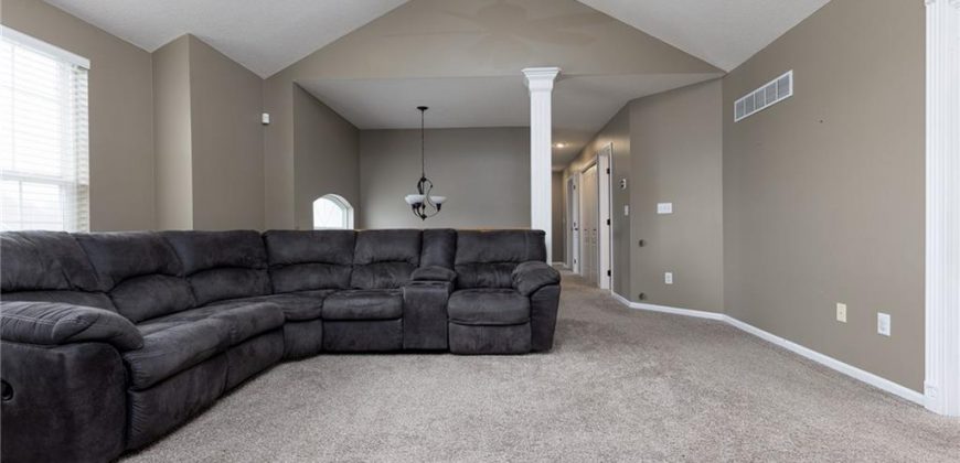 Homes for Sale in Kansas City, MO 64155 | 11239 N Madison Avenue