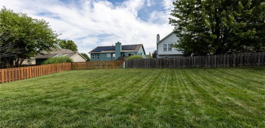 Homes for Sale in Kansas City, MO 64155 | 11239 N Madison Avenue