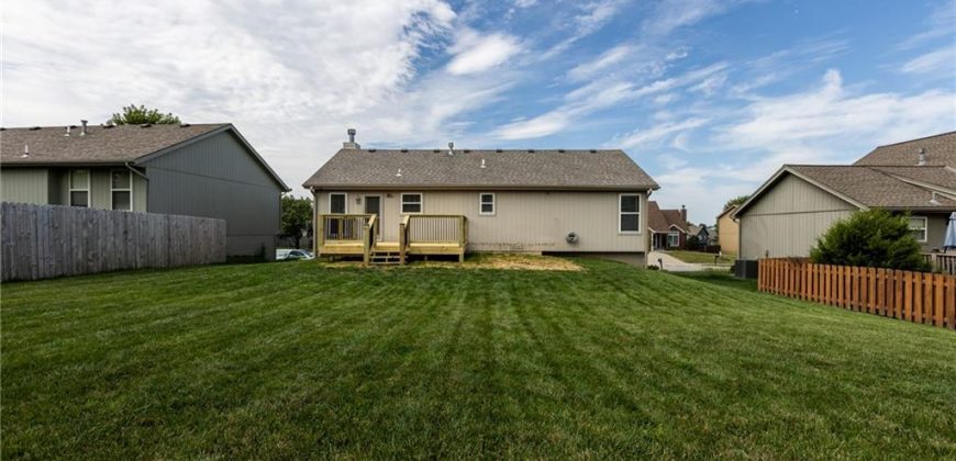 Homes for Sale in Kansas City, MO 64155 | 11239 N Madison Avenue