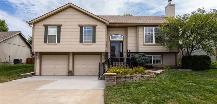 Homes for Sale in Kansas City, MO 64155 | 11239 N Madison Avenue