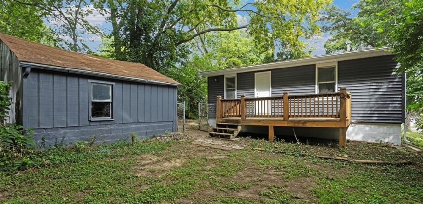 Homes for Sale in Liberty, MO 64068 | 412 N Fairview Avenue