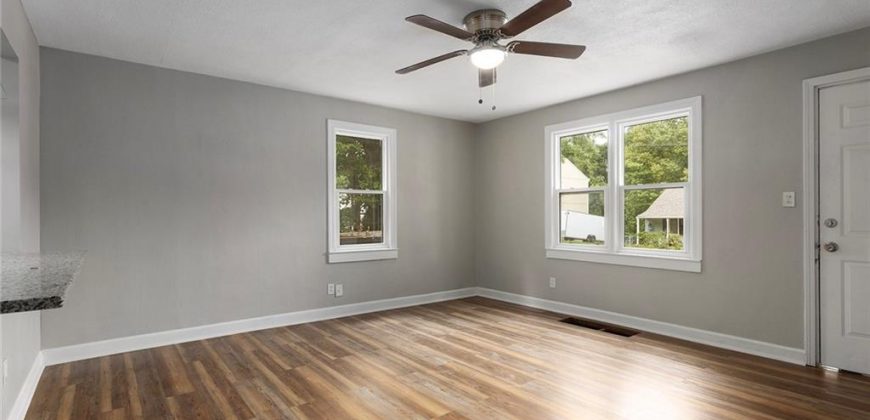 Homes for Sale in Liberty, MO 64068 | 412 N Fairview Avenue