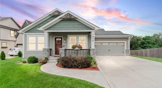 Homes for Sale in Liberty, MO 64068 | 1650  Southview Drive
