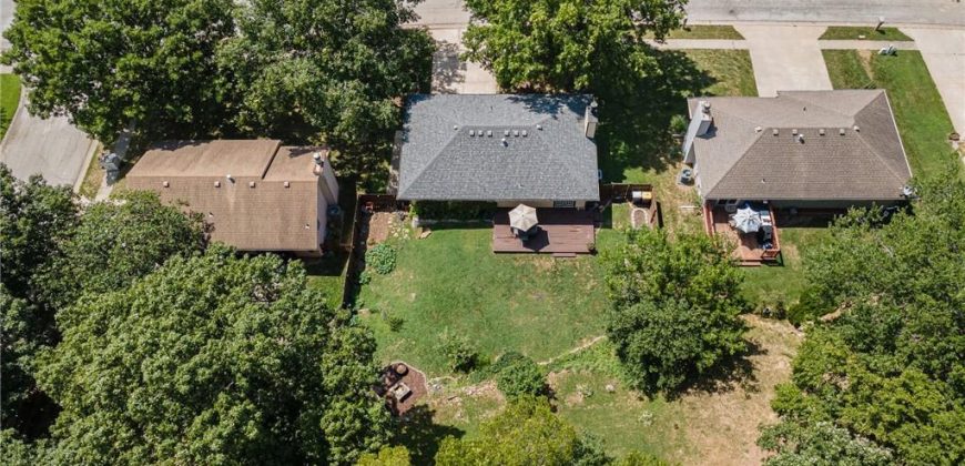 Homes for Sale in Kansas City, MO 64118 | 6905 N Mercier Street