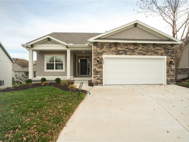 Homes for Sale in Kansas City, MO 64119 | 7004 N Cambridge Avenue