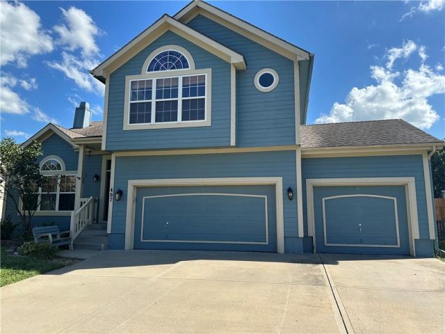 Homes for Sale in Smithville, MO 64089 | 407  Shannon Avenue