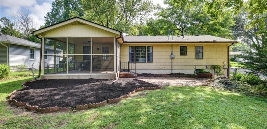 Homes for Sale in Kansas City, MO 64117 | 4714 NE Chouteau Drive