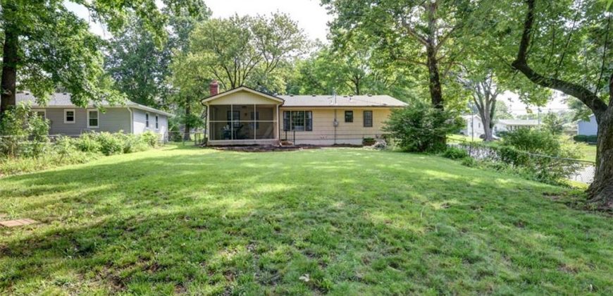 Homes for Sale in Kansas City, MO 64117 | 4714 NE Chouteau Drive