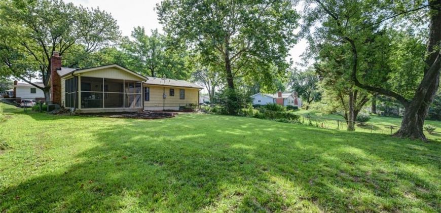 Homes for Sale in Kansas City, MO 64117 | 4714 NE Chouteau Drive