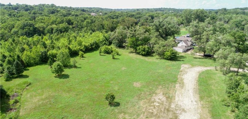 Homes for Sale in Kansas City, MO 64151 | 6610 NW Waukomis Drive