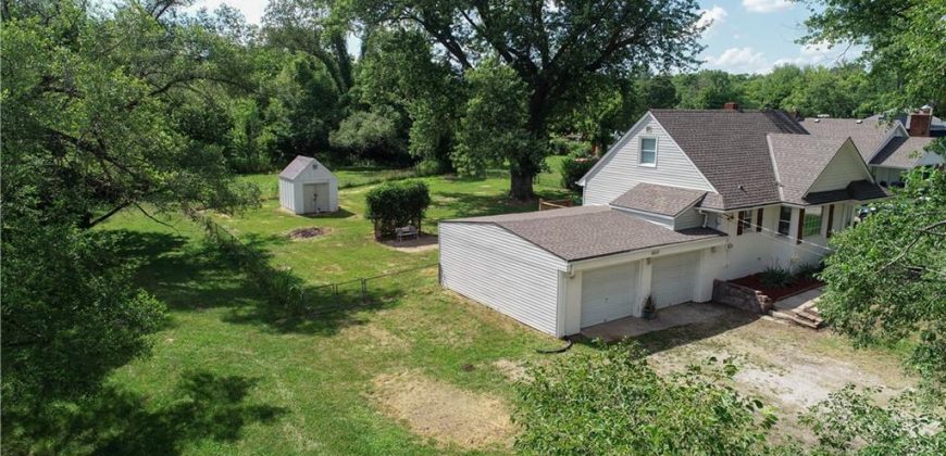 Homes for Sale in Kansas City, MO 64151 | 6610 NW Waukomis Drive