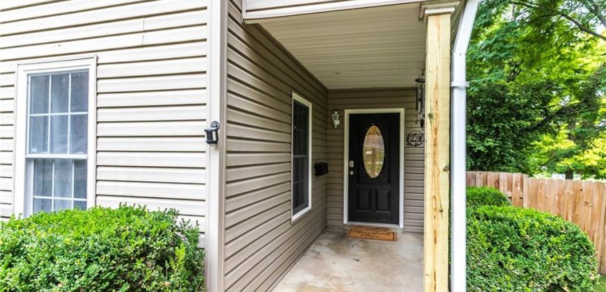 Homes for Sale in Liberty, MO 64068 | 409 N Morse Avenue