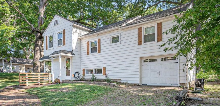 Homes for Sale in Kansas City, MO 64116 | 500 NE 44th Street