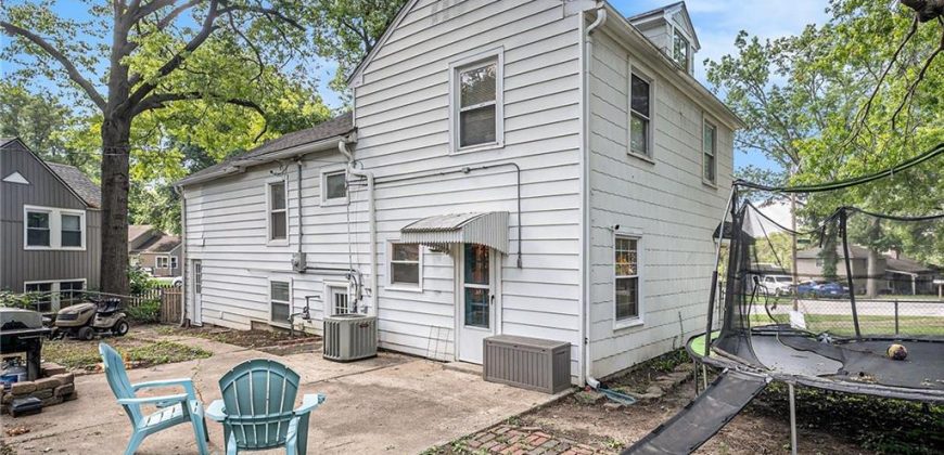 Homes for Sale in Kansas City, MO 64116 | 500 NE 44th Street