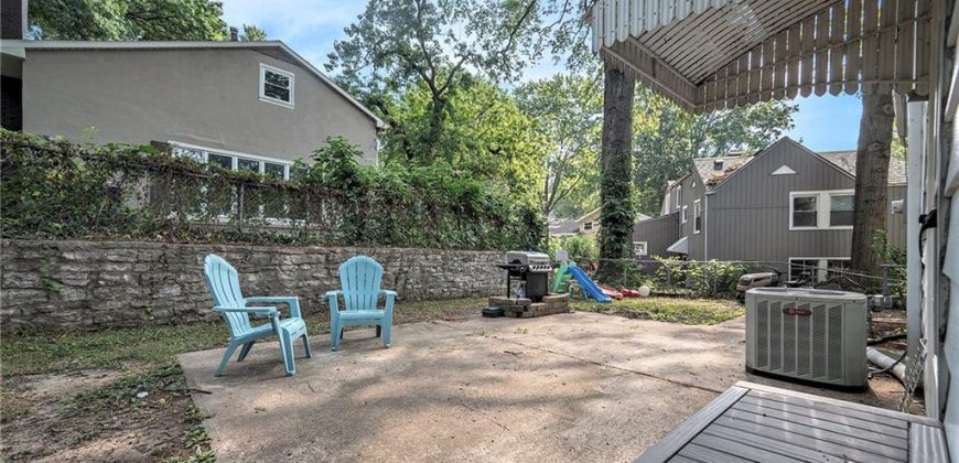 Homes for Sale in Kansas City, MO 64116 | 500 NE 44th Street