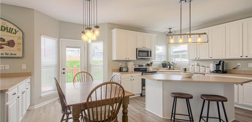 Homes for Sale in Liberty, MO 64068 | 1030  Maple Woods Drive
