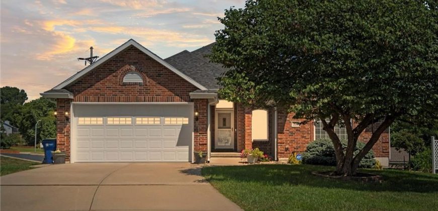 Homes for Sale in Liberty, MO 64068 | 932  Redwood Circle