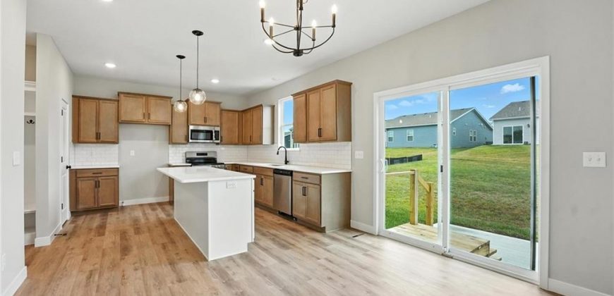 Homes for Sale in Kansas City, MO 64154 | 3000 NW 95th Terrace