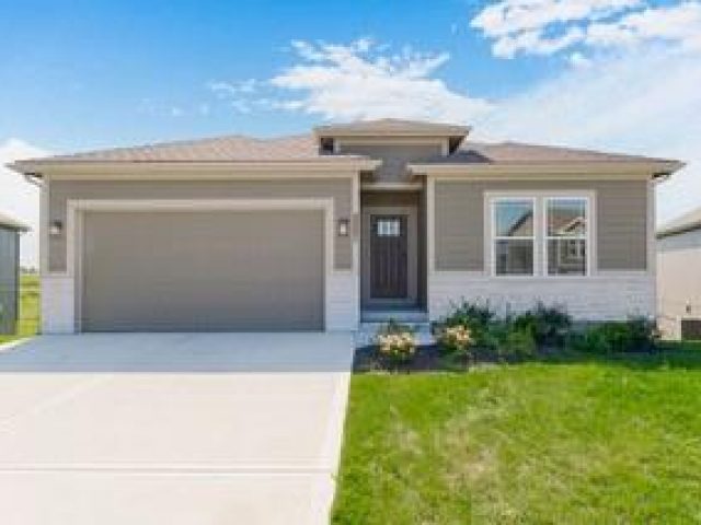 Homes for Sale in Kansas City, MO 64154 | 2201 NW 94th Street