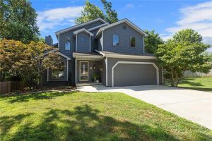 1105-NE-85th-Court-mls-2558330-image-1