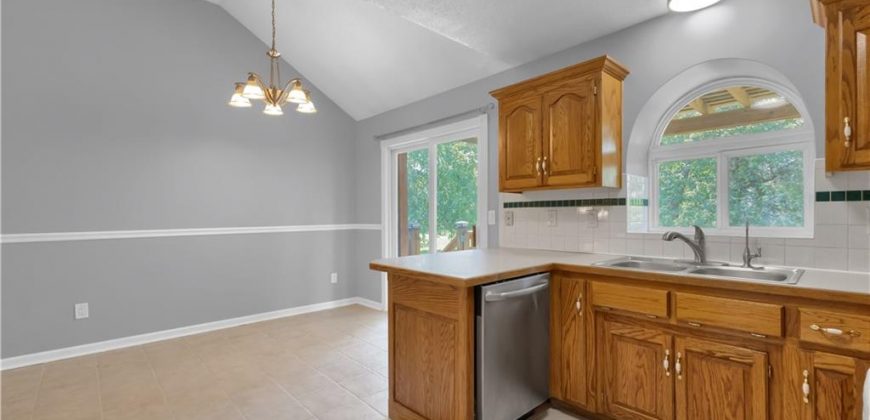 Homes for Sale in Smithville, MO 64089 | 406  Fletcher Drive