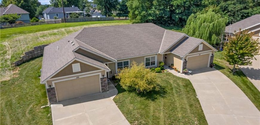 Homes for Sale in Smithville, MO 64089 | 205  Ashmont Drive
