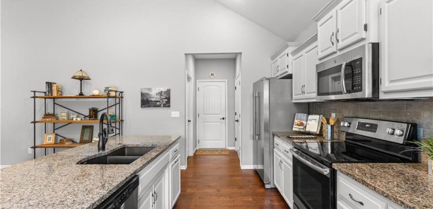 Homes for Sale in Smithville, MO 64089 | 205  Ashmont Drive