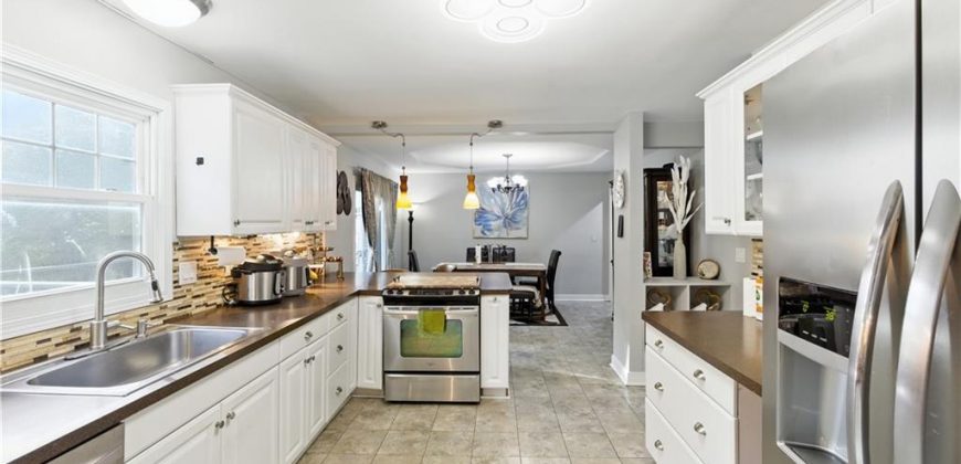 Homes for Sale in Kansas City, MO 64118 | 915 NW 63rd Street