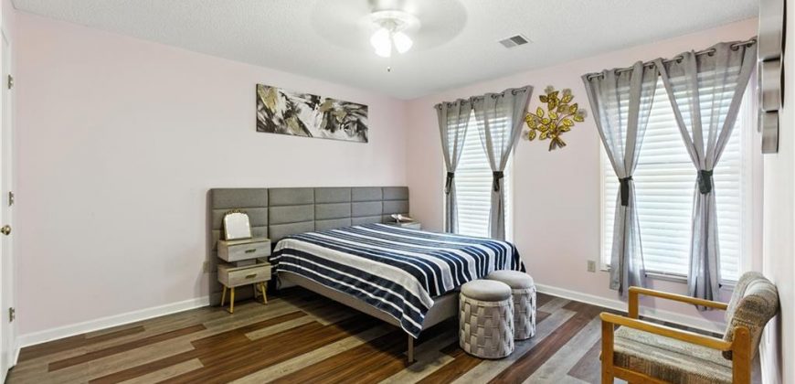 Homes for Sale in Kansas City, MO 64118 | 915 NW 63rd Street