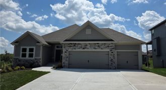 Homes for Sale in Kansas City, MO 64156 | 7015 NE 103rd Street