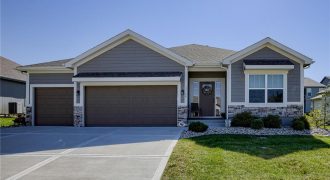Homes for Sale in Parkville, MO 64152 | 13705 NW 75th Street