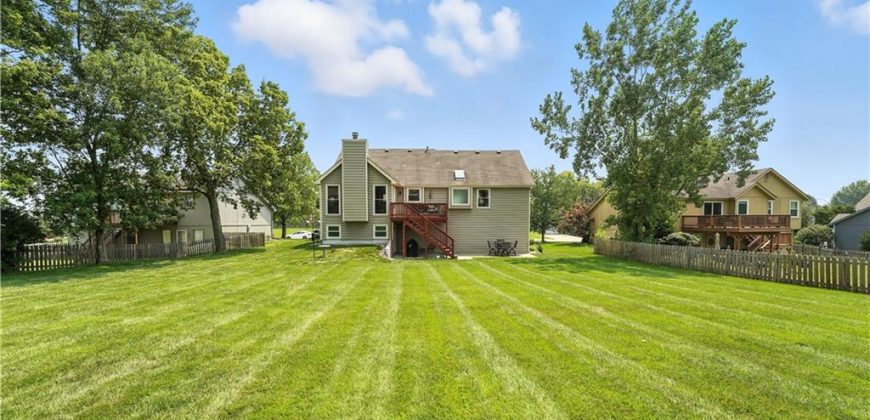 Homes for Sale in Kansas City, MO 64155 | 1416 NE 102nd Terrace