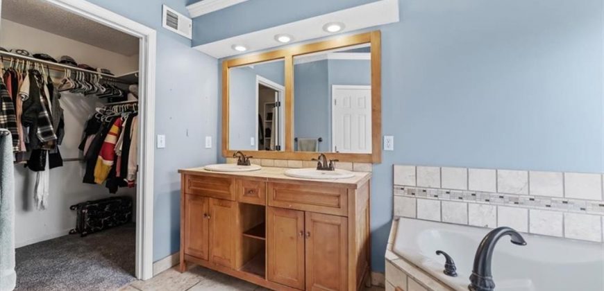 Homes for Sale in Kansas City, MO 64153 | 10505 NW 87th Terrace