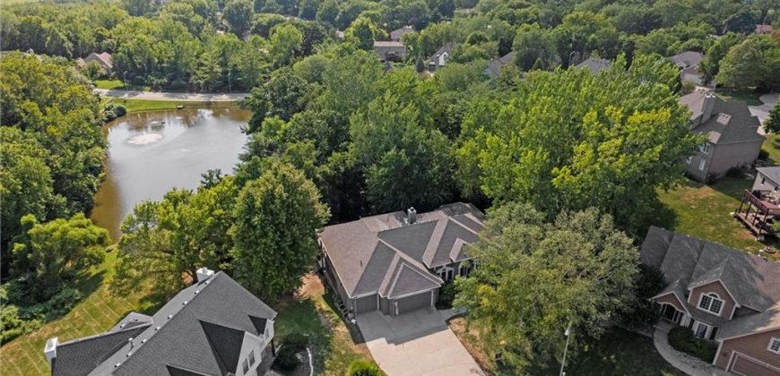 Homes for Sale in Parkville, MO 64152 | 10301 NW River Hills Court