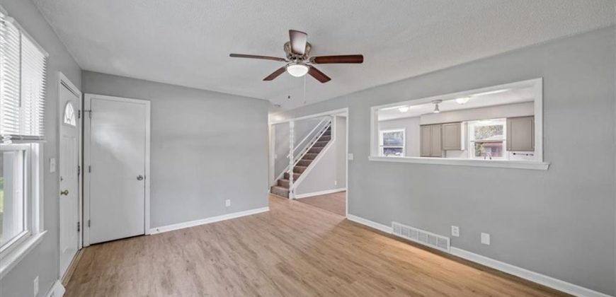 Homes for Sale in Kearney, MO 64060 | 403 E 9th Street