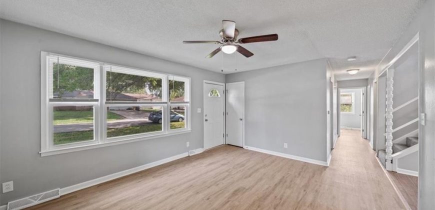 Homes for Sale in Kearney, MO 64060 | 403 E 9th Street