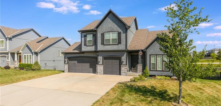 Homes for Sale in Kansas City, MO 64155 | 1314 NE 107th Terrace