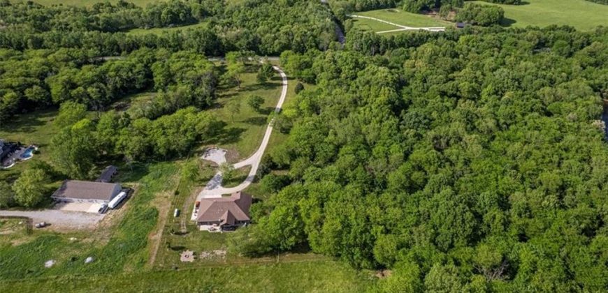 Homes for Sale in Smithville, MO 64492 | 9425 NE 188th Street