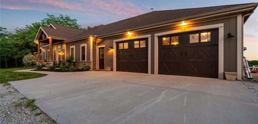 Homes for Sale in Smithville, MO 64492 | 9425 NE 188th Street